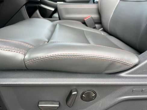 New 2025 Ford Expedition Max Active image 13