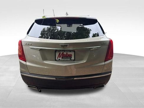 Used 2017 Cadillac XT5 FWD image 6