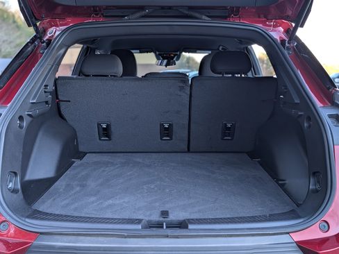 Used 2025 Chevrolet Equinox EV LT image 17