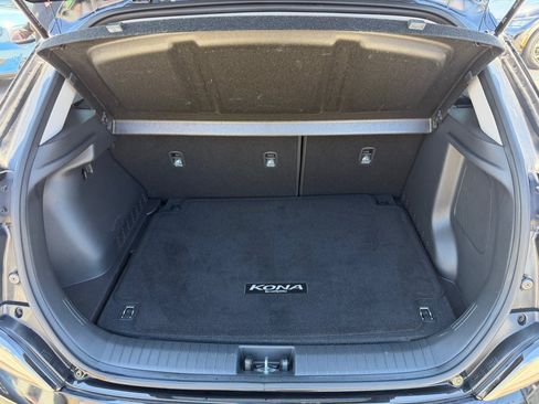 Used 2023 Hyundai Kona Limited FWD image 45