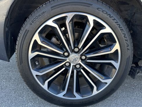 Used 2015 Toyota Corolla S Premium image 14