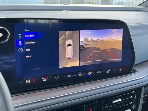 Used 2026 Chevrolet Tahoe Z71 w/ Z71 Off-Road Package image 22