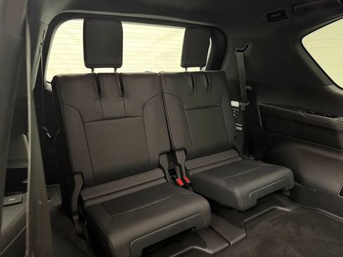 Used 2023 Lexus LX 600 4WD w/ Appearance Package image 45