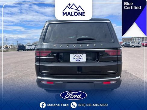 Used 2022 Jeep Wagoneer Series II AWD/4WD image 4