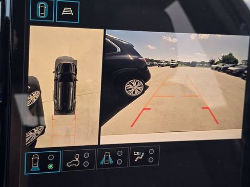 New 2027 GMC Terrain AT4 w/ Convenience Package III AWD/4WD image 26
