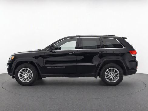 Used 2021 Jeep Grand Cherokee Laredo RWD image 3