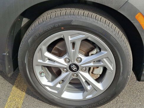 Used 2023 Hyundai Kona SEL image 9