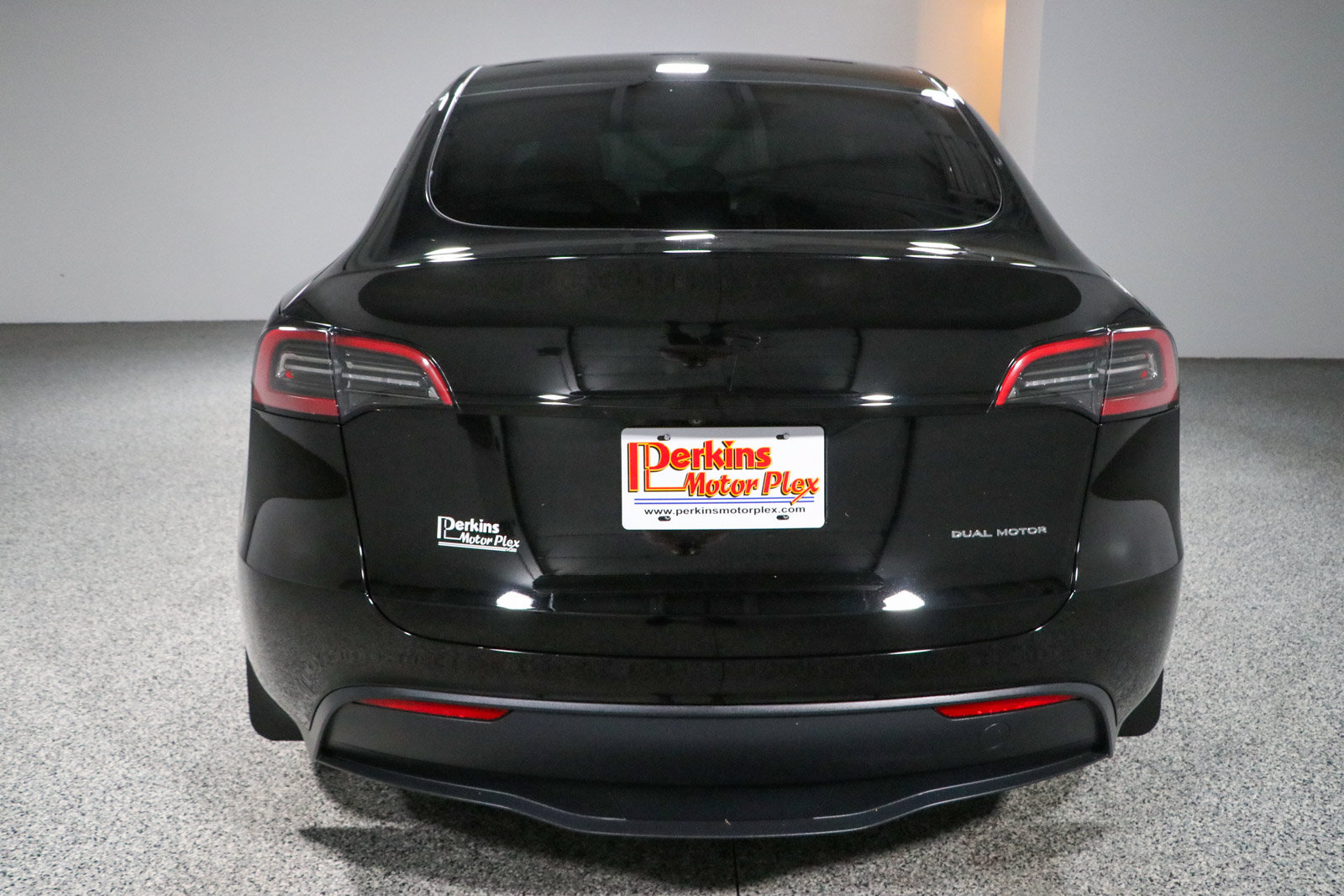 Used 2023 Tesla Model Y Long Range AWD/4WD image 8