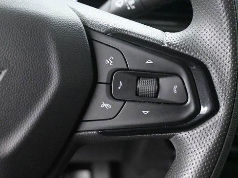 Used 2025 Chevrolet TrailBlazer LT w/ Driver Confidence Package image 41