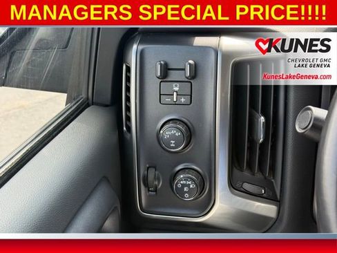 Used 2018 Chevrolet Silverado 1500 LT w/ All Star Edition image 40