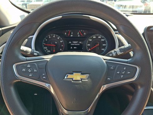Used 2024 Chevrolet Malibu LT image 18
