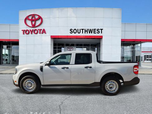 Used 2025 Ford Maverick XL w/ Equipment Group 102A AWD/4WD image 3