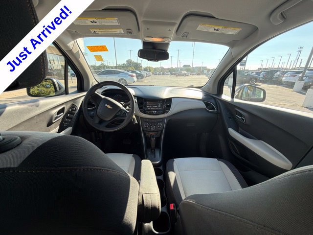 Used 2017 Chevrolet Trax LS FWD image 28