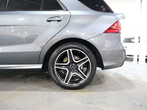 Used 2019 Mercedes-Benz GLE 43 AMG 4MATIC image 7