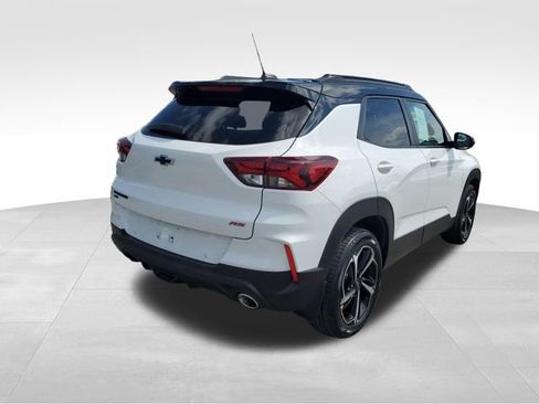 Used 2021 Chevrolet TrailBlazer RS w/ Sun and Liftgate Package AWD/4WD image 4