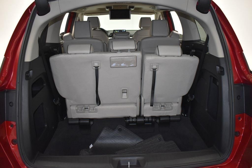 Used 2025 Honda Odyssey Touring image 41