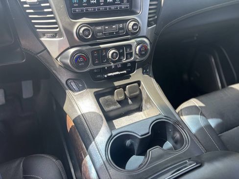 Used 2018 Chevrolet Suburban LT AWD/4WD image 15