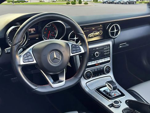 Used 2018 Mercedes-Benz SLC 43 AMG image 13
