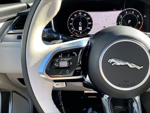 Used 2024 Jaguar XF R-Dynamic SE image 17