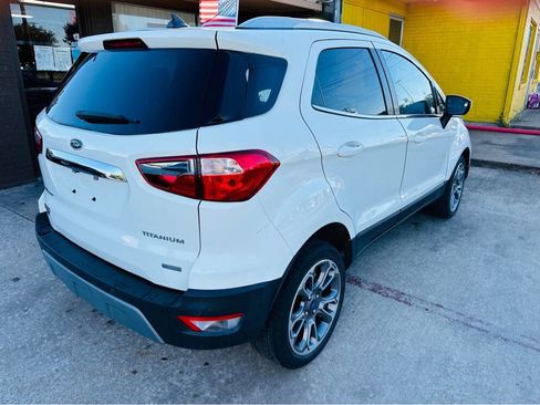 Used 2020 Ford EcoSport Titanium image 5