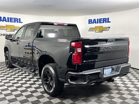 Used 2021 Chevrolet Silverado 1500 LT Trail Boss image 3