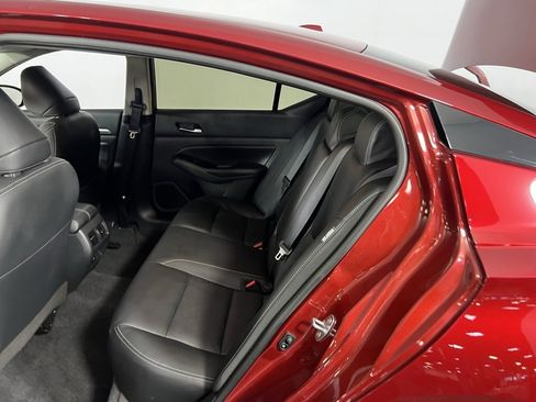 Used 2024 Nissan Altima 2.5 SL image 24