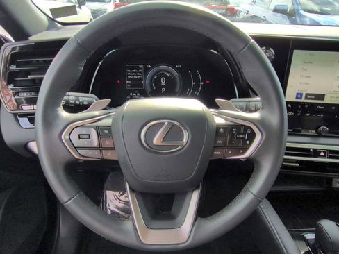 Used 2024 Lexus RX 350 image 23