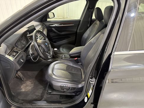 Used 2018 BMW X1 sDrive28i w/ Convenience Package image 11