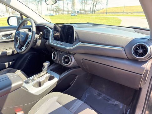 Used 2023 Chevrolet Blazer LT w/ Midnight/Sport Edition image 36