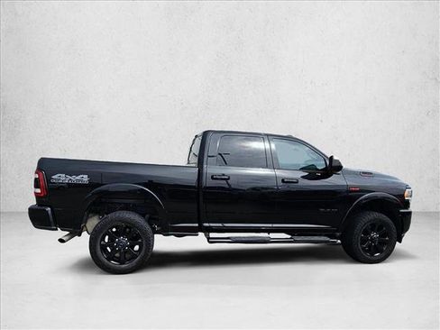 Used 2022 RAM 2500 Laramie w/ Night Edition image 4
