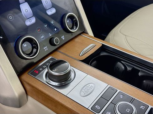 Used 2021 Land Rover Range Rover Westminster Edition image 10