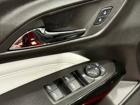 Used 2025 Chevrolet Trax LT image 14