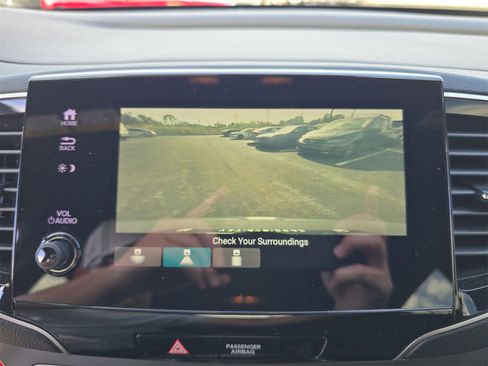 Used 2021 Honda Passport Sport image 17