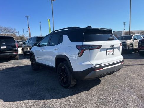 New 2026 Chevrolet Equinox LT w/ Midnight Edition image 5