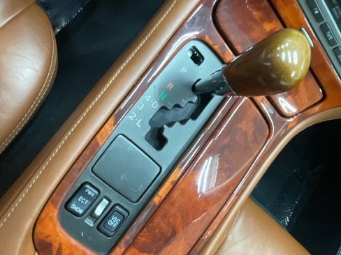 Used 2002 Lexus SC 430 Convertible RWD image 30