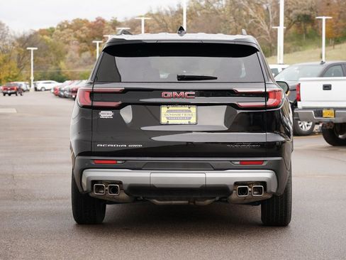 Used 2025 GMC Acadia Elevation image 4
