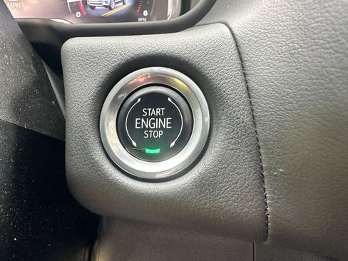 Used 2024 GMC Yukon XL AT4 w/ Technology Package AWD/4WD image 50