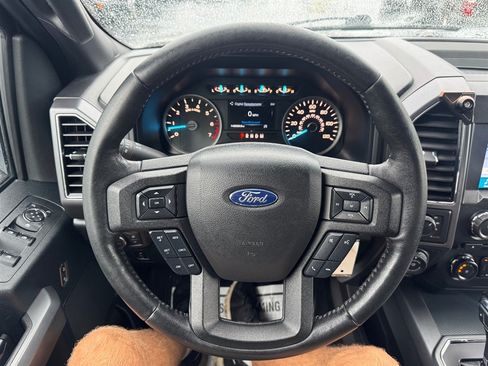 Used 2018 Ford F150 XLT w/ Equipment Group 302A Luxury AWD/4WD image 11
