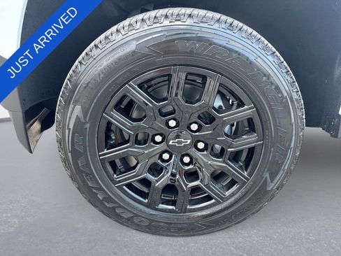 New 2026 Chevrolet Colorado W/T w/ WT Custom Package RWD image 10