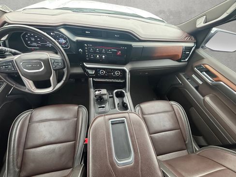 Used 2022 GMC Sierra 1500 Denali image 3