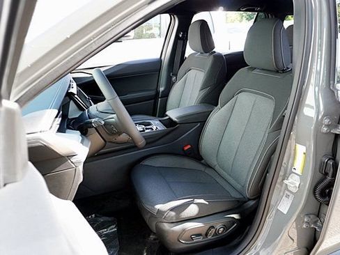 New 2026 Jeep Cherokee Laredo AWD/4WD image 18