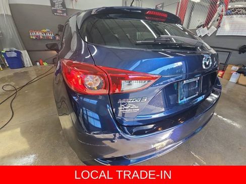 Used 2018 MAZDA MAZDA3 Touring image 35
