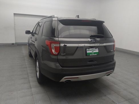 Used 2016 Ford Explorer XLT w/ Equipment Group 202A AWD/4WD image 5