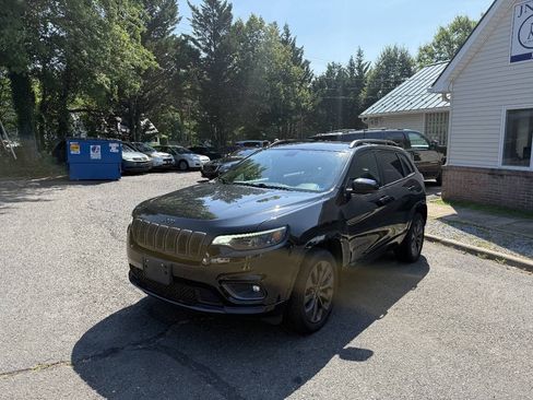 Used 2019 Jeep Cherokee High Altitude AWD/4WD image 3
