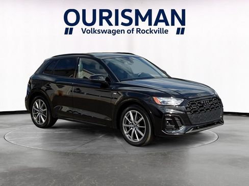 Used 2023 Audi Q5 e Premium Plus w/ Premium Plus Package AWD/4WD image 1