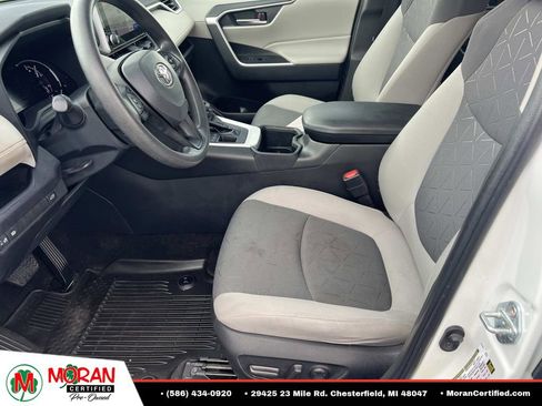 Used 2023 Toyota RAV4 XLE w/ Convenience Package AWD/4WD image 18