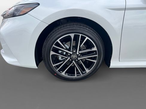 New 2026 Toyota Camry XLE AWD/4WD image 14
