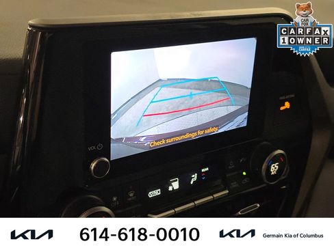 Used 2023 Toyota Highlander LE FWD image 29