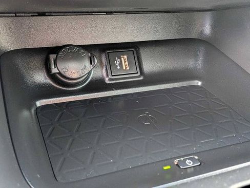Used 2023 Toyota RAV4 XLE Premium AWD/4WD image 24