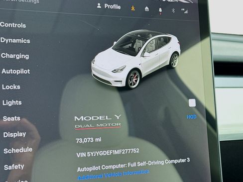 Used 2021 Tesla Model Y Performance image 8